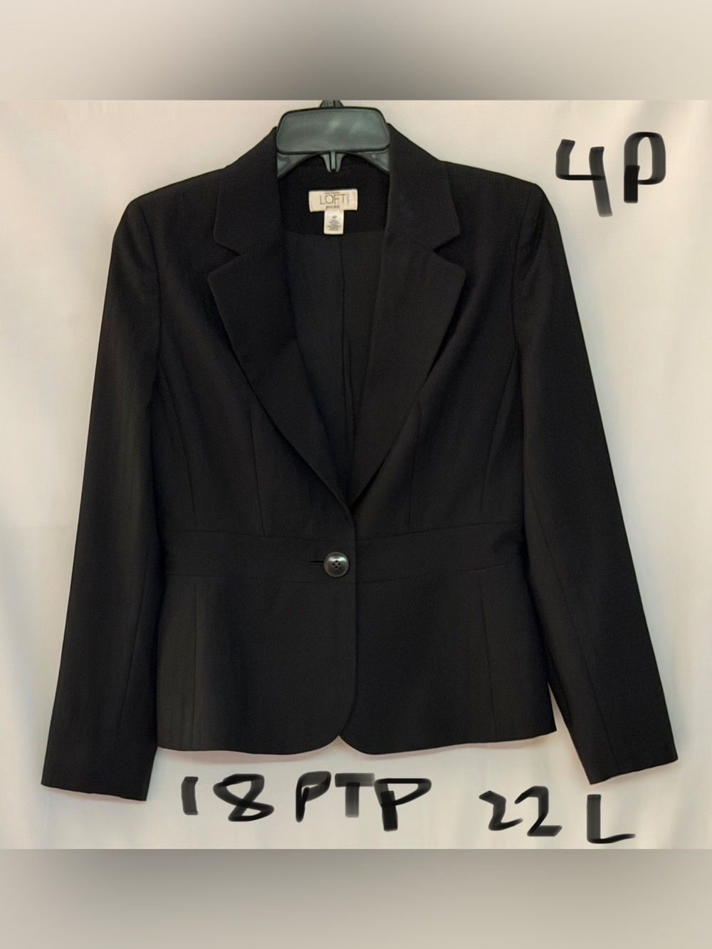 LOFT Black Single-Button Fitted Women's Blazer